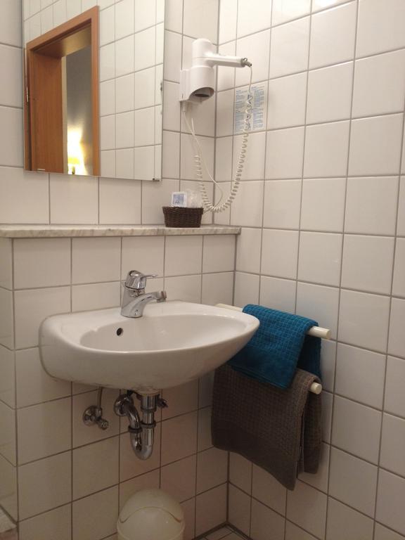 Hotel Am Bergl Швайнфурт Номер фото