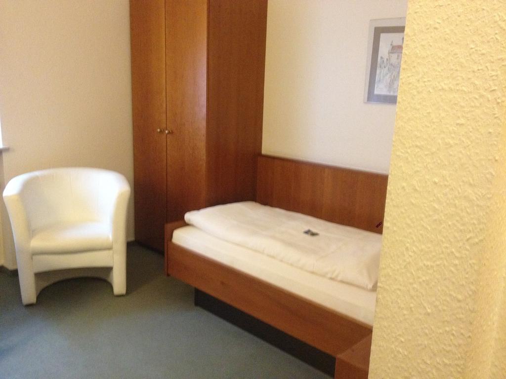 Hotel Am Bergl Швайнфурт Номер фото